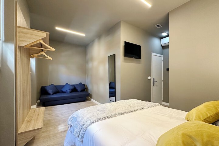 Room 49 of 84
