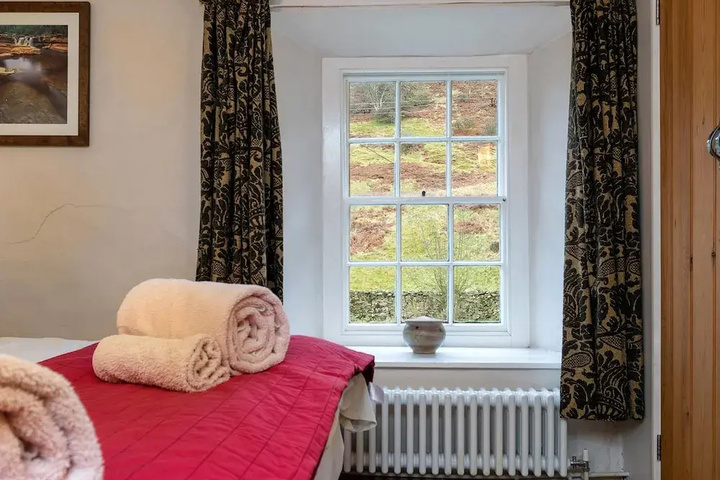 Room 3 of 17