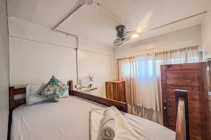 Room 47 of 240