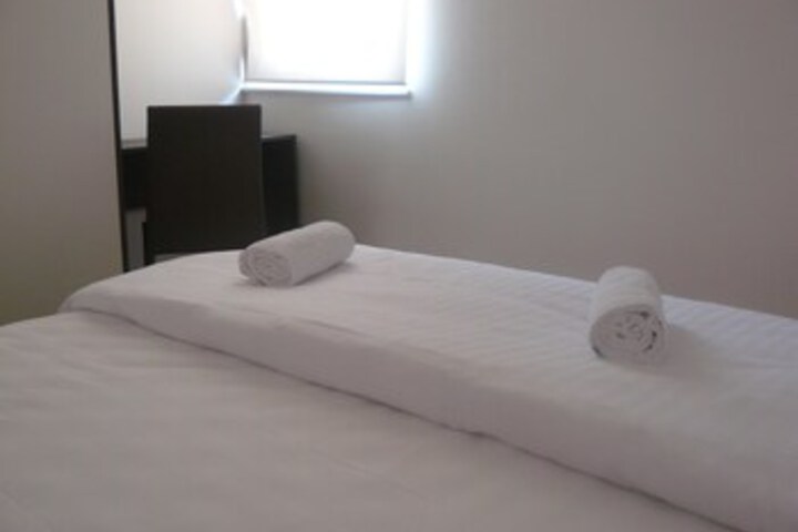 Room 54 of 63