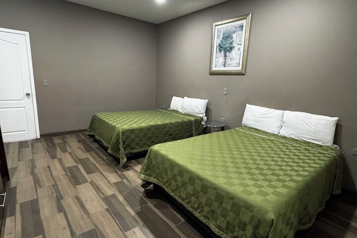 Room 2 of 18