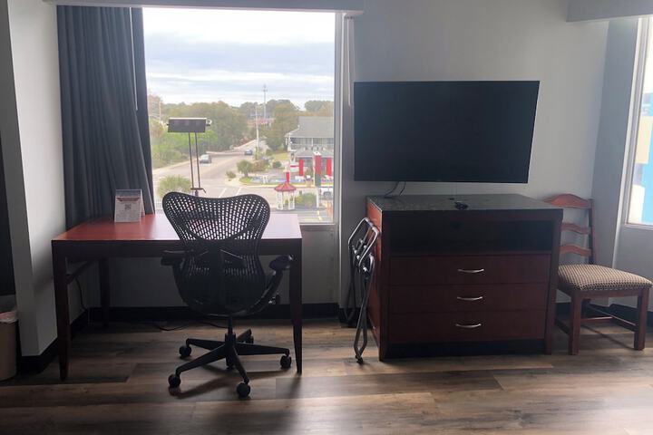 Room 25 of 54