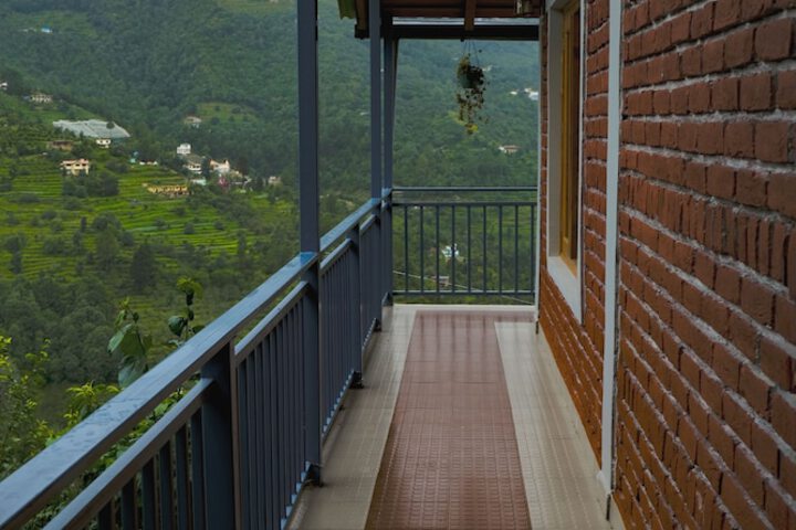 Hotel Exterior 20 of 20