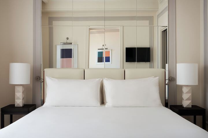 Room 16 of 78