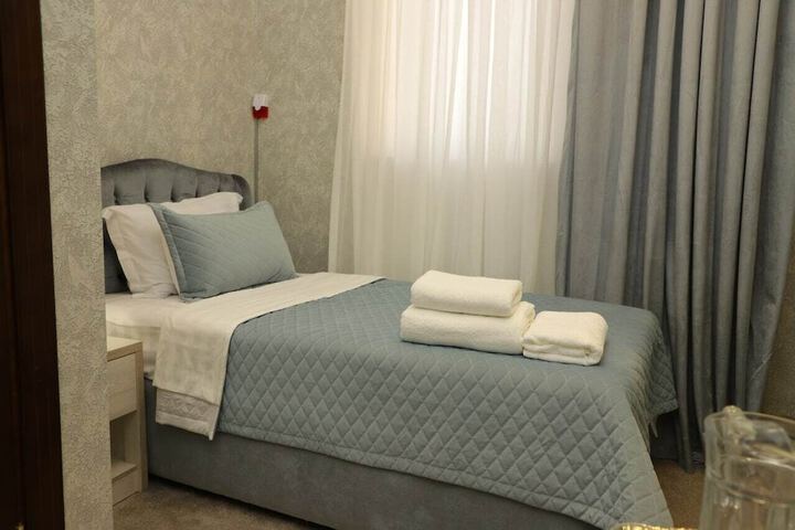 Room 14 of 23