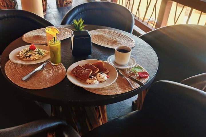 Breakfast/Coffee Service 40 of 59