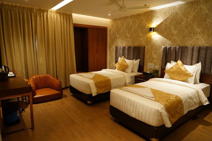 Room 34 of 87