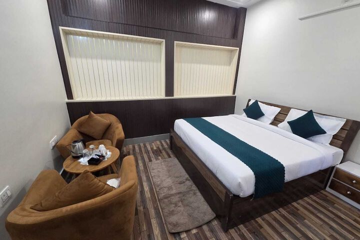 Room 4 of 58