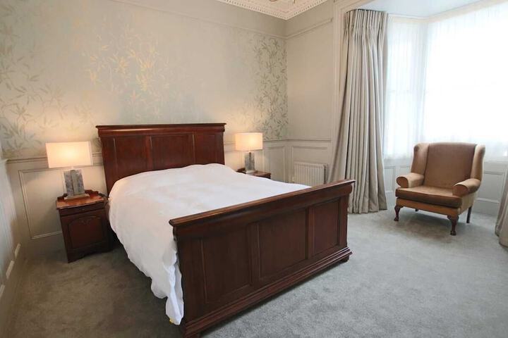 Room 14 of 44