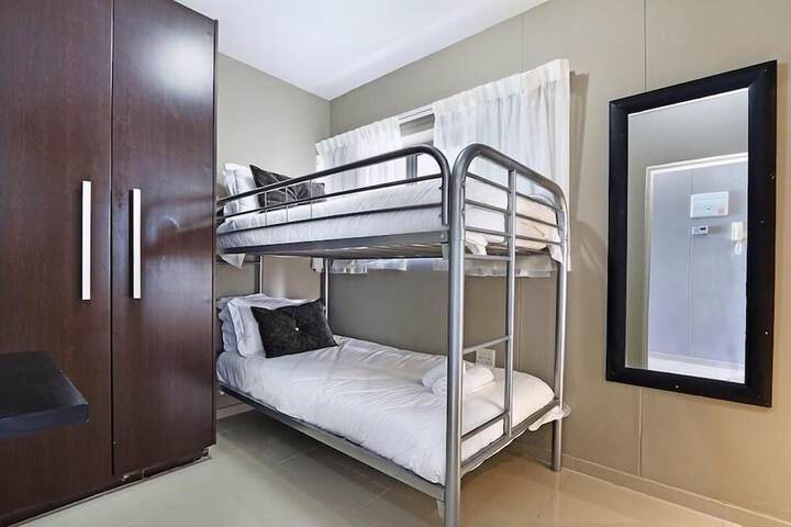 Room 5 of 23