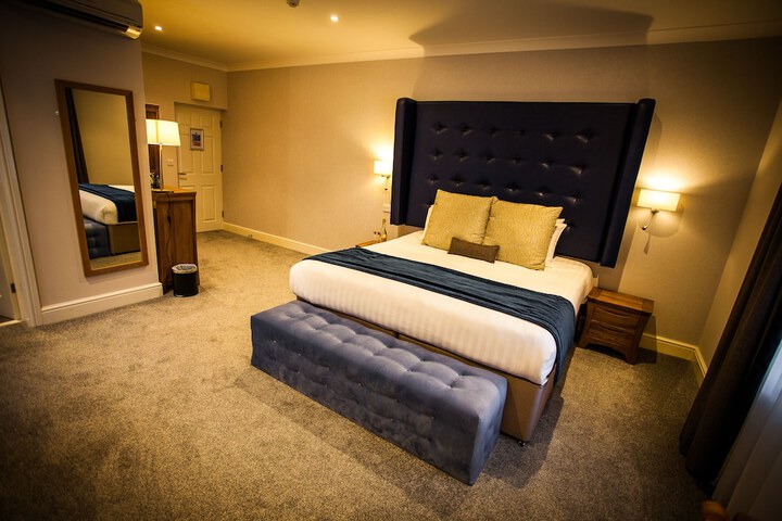 Room 10 of 56