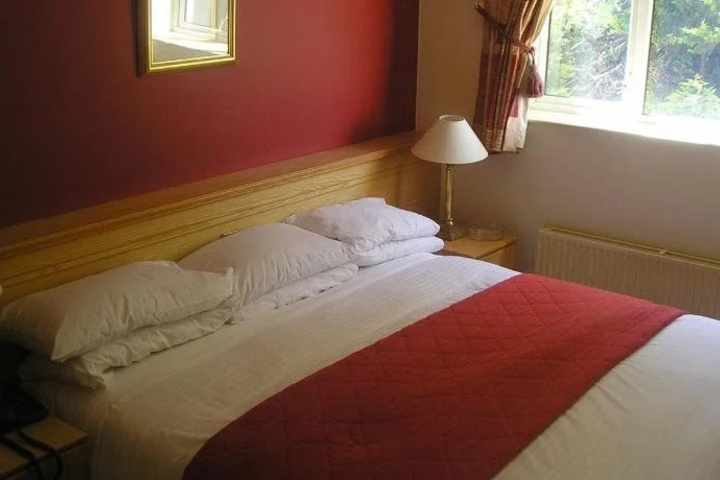 Room 3 of 15