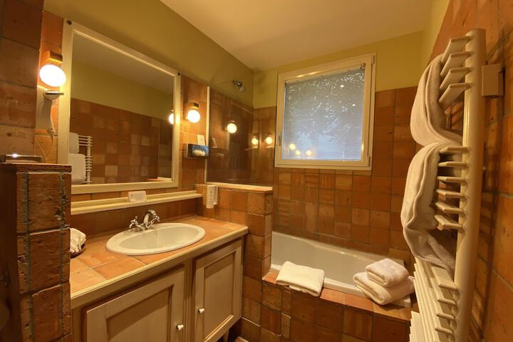 Bath Photo