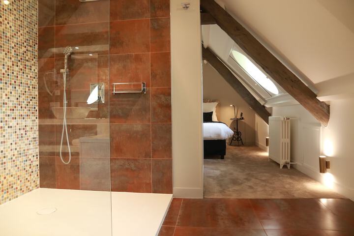 Room 43 of 75