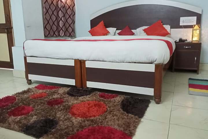 Room 18 of 36