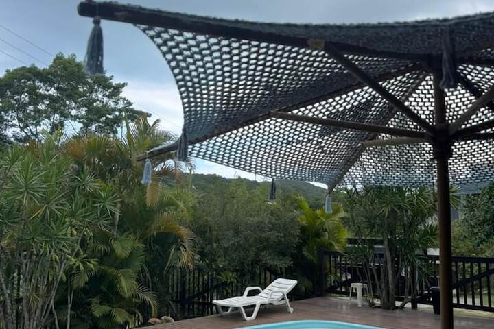 Pool 27 of 48