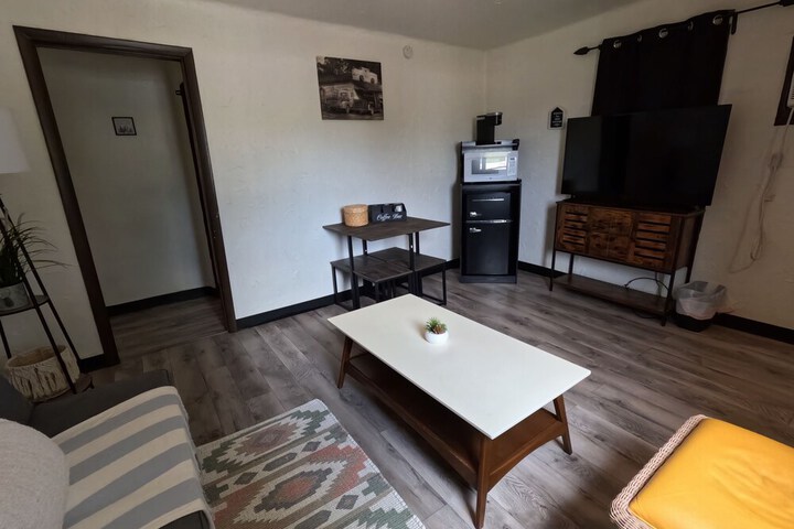 Room 47 of 66