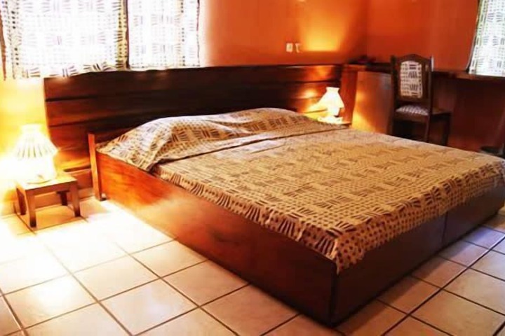 Room 3 of 46