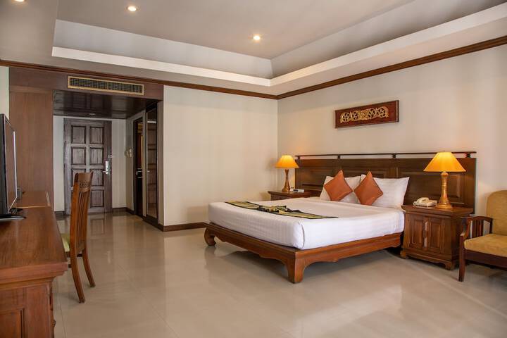 Room 17 of 48