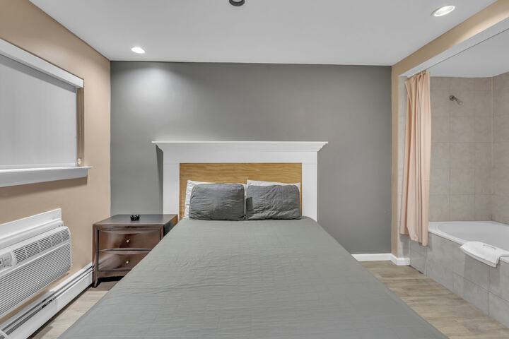 Room 20 of 29