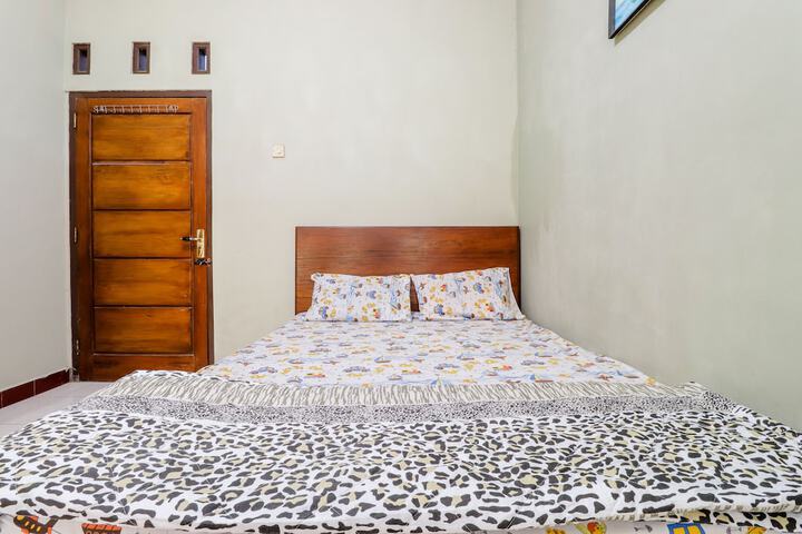 Room 21 of 33