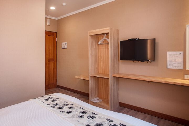 Room 20 of 91