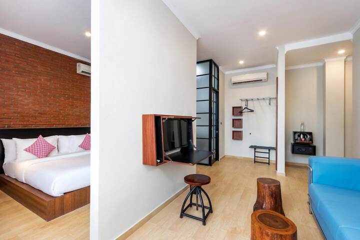 Room 21 of 54