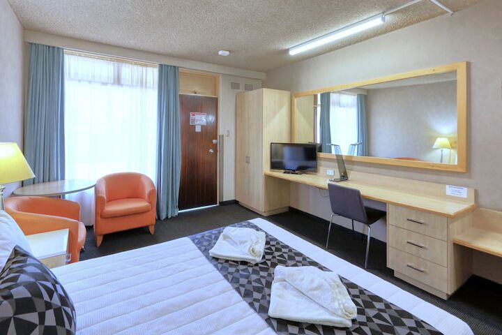Room 13 of 29