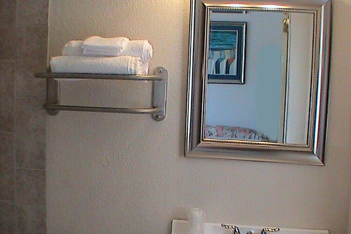 Room 18 of 32