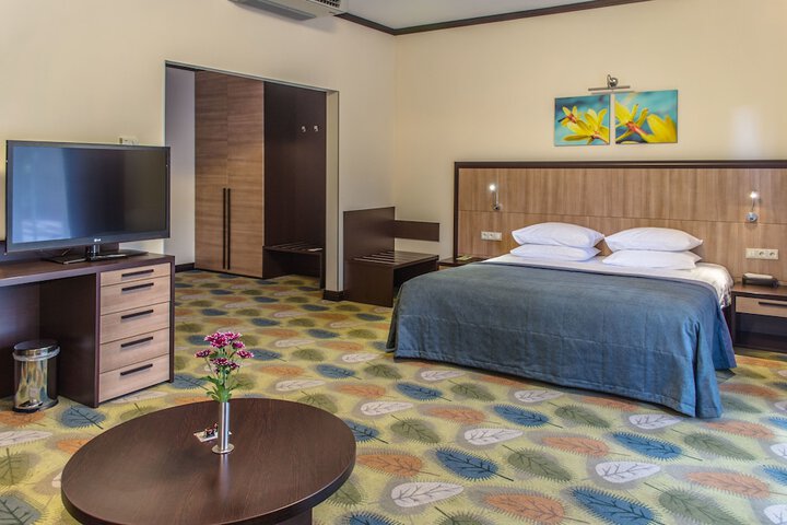 Room 14 of 113