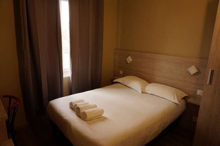 Room 12 of 43