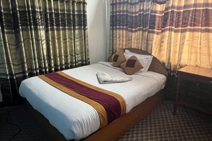 Room 7 of 52