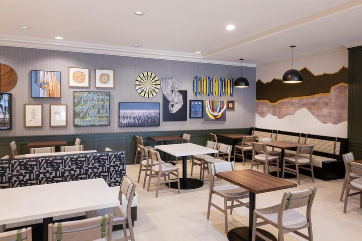 Breakfast area