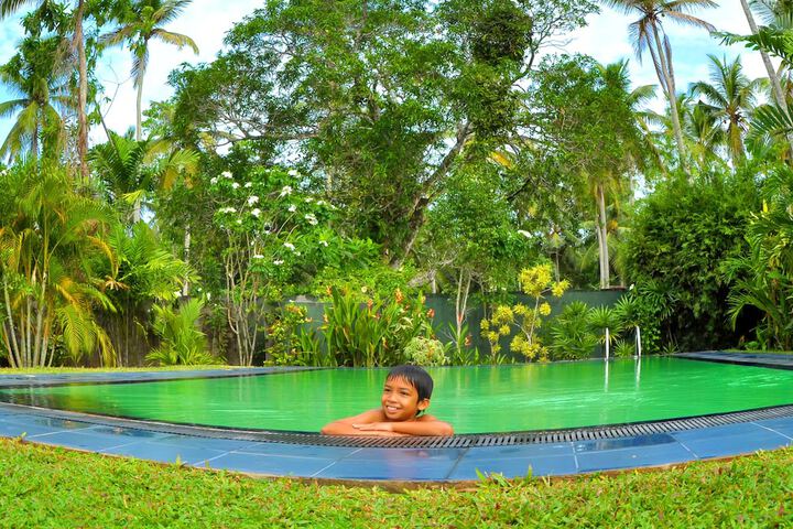 Pool 35 of 81