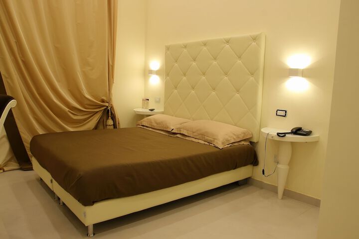 Room 40 of 208