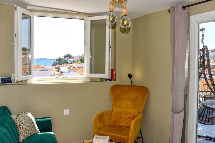 Room 32 of 61