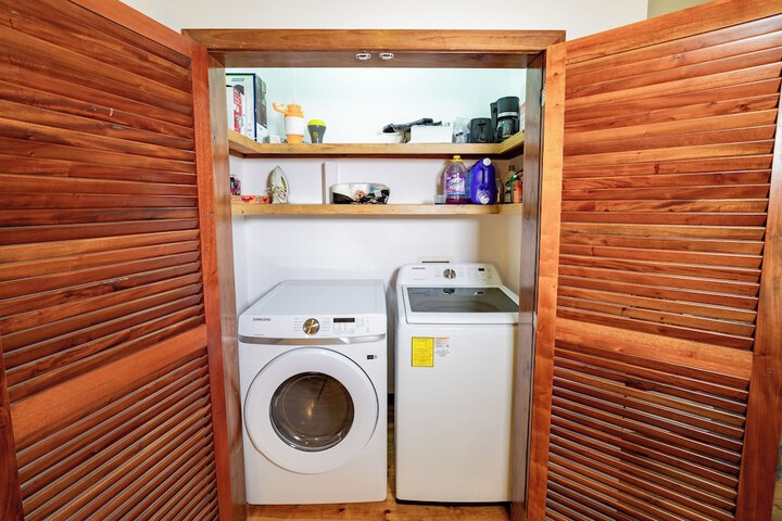 Laundry 196 of 292