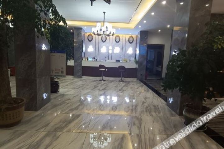 Hotel Interior 9 of 21