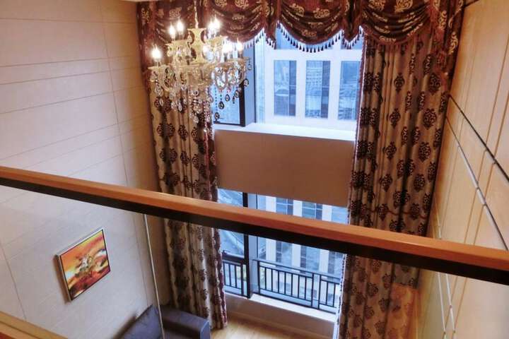 Room 14 of 26