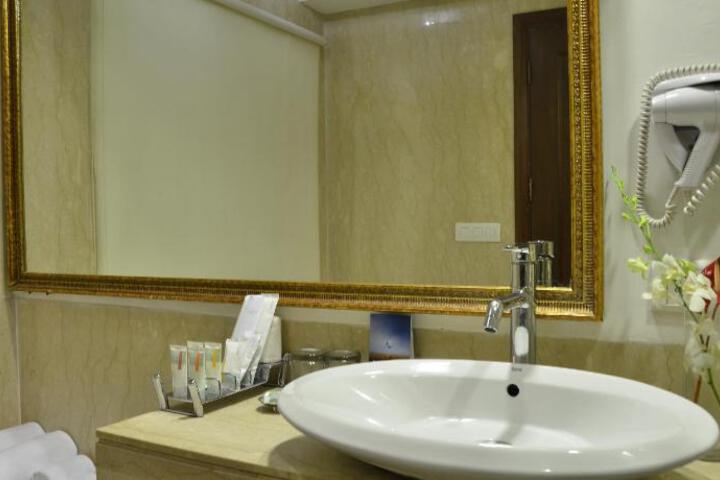 Photo 23