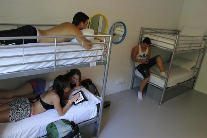 Room 10 of 40