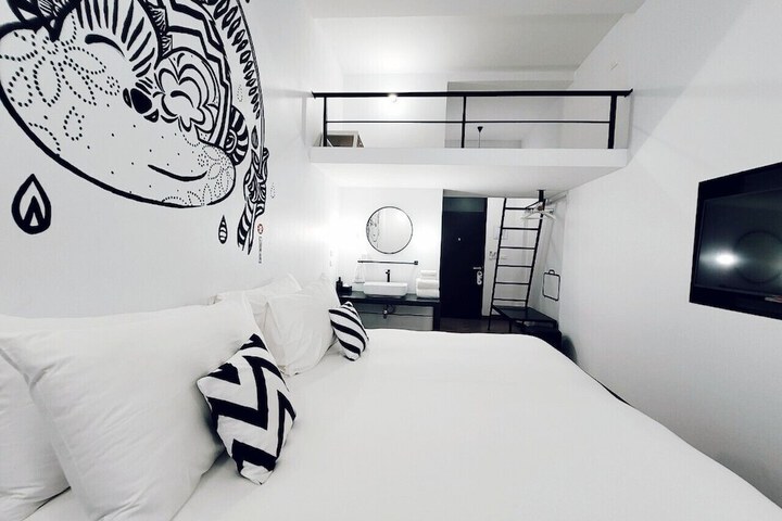 Room 21 of 58