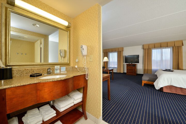Room 18 of 42