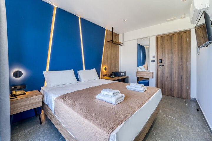 Room 4 of 34