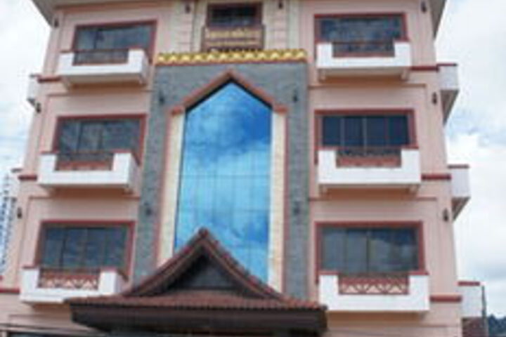 Hotel 19 of 34
