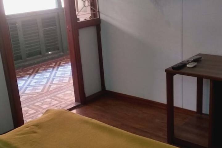 Room 13 of 44