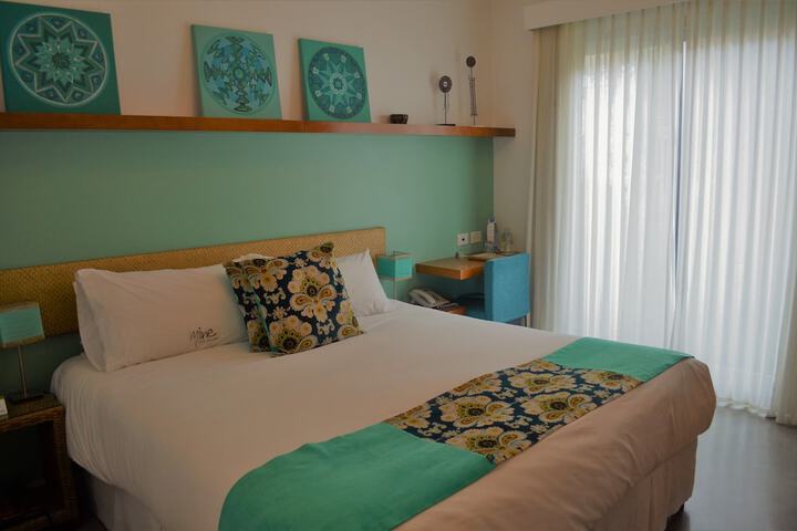 Room 27 of 124