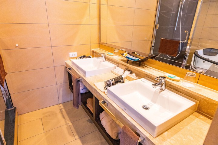 Bathroom Interior Photo