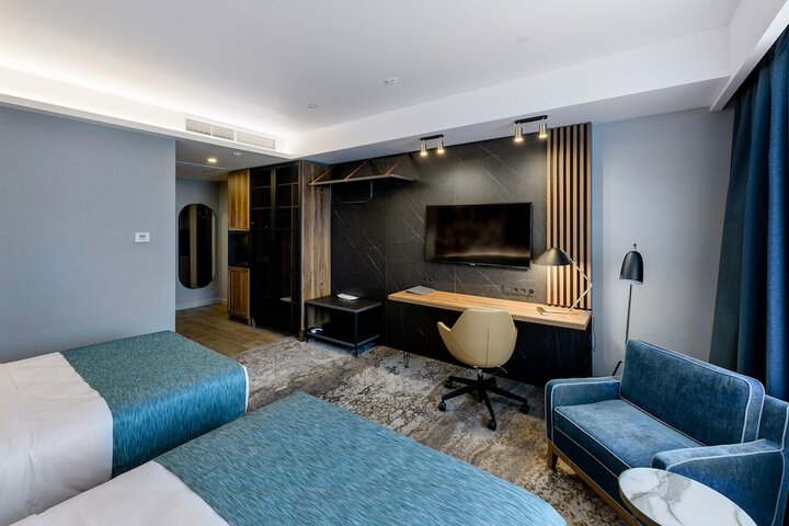 Room 81 of 87