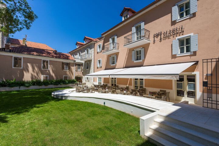 Hotel 85 of 86